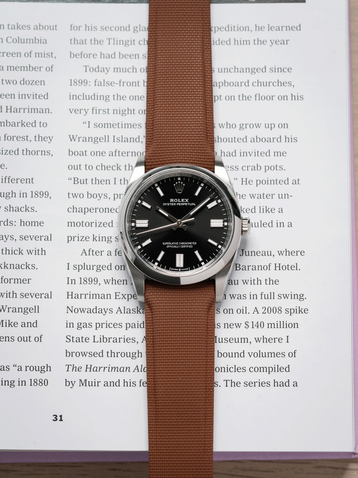 TrimFIT Curve Canvas Pattern FKM Rubber Strap in Brown - Image 2