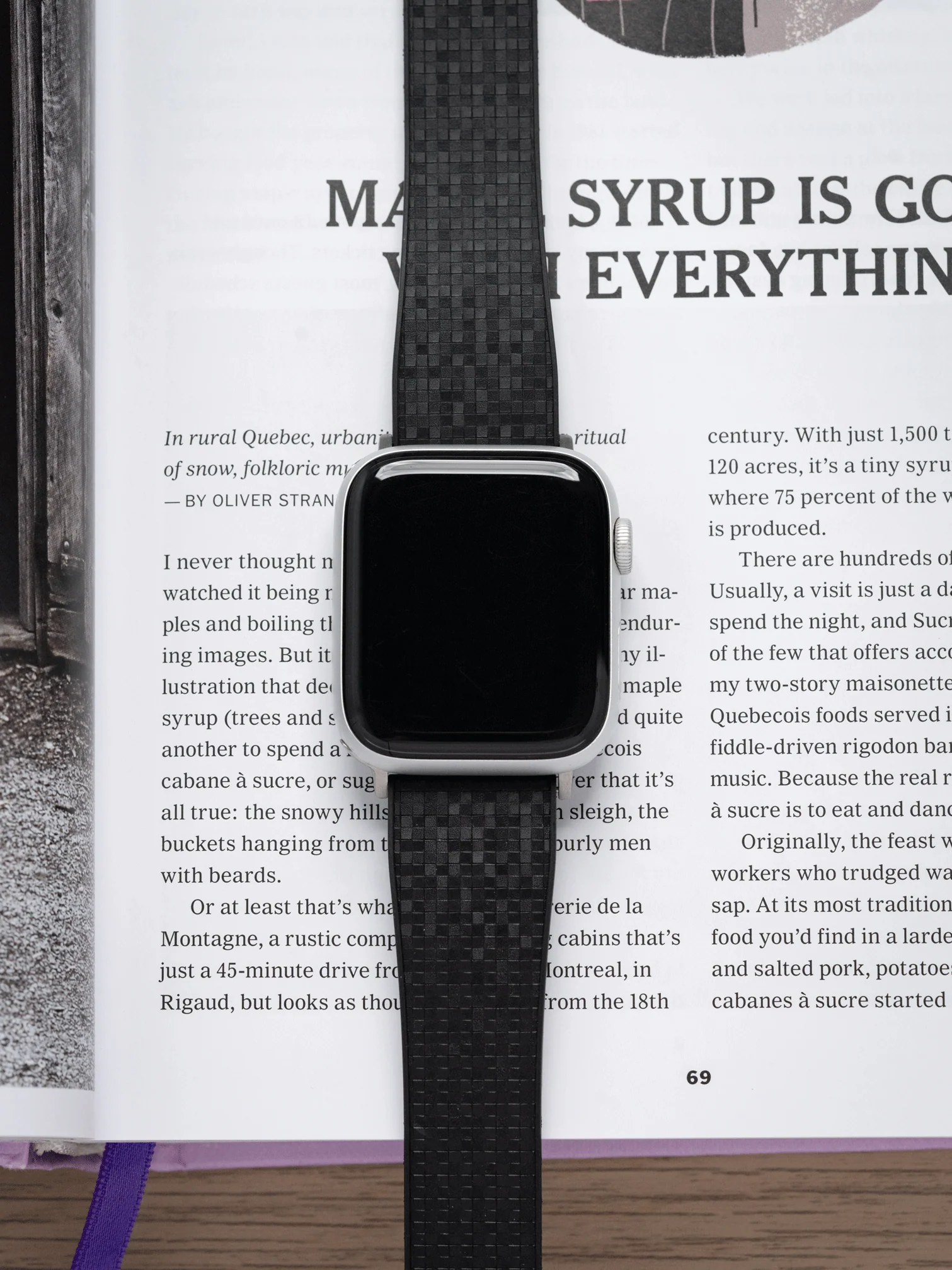 TrimFIT Mosaic FKM Rubber Strap in Black for Apple Watch - Image 2