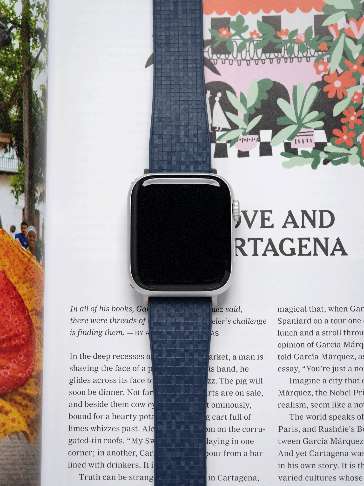 TrimFIT Mosaic FKM Rubber Strap in Navy for Apple Watch - Image 2