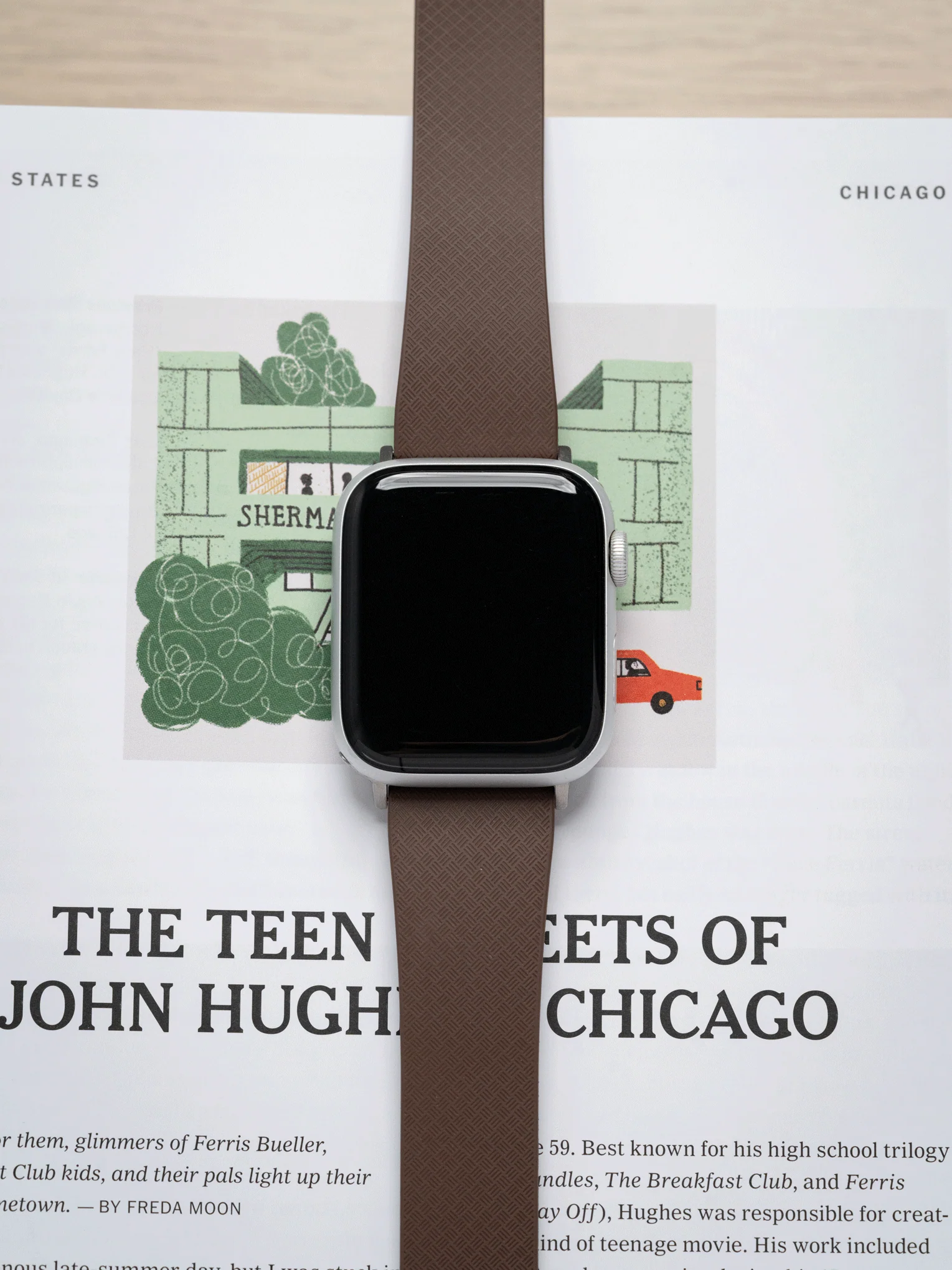 TrimFIT Tropic FKM Rubber Strap in Brown for Apple Watch - Image 2
